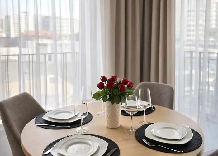 M&M Premium New Apartment In The Center - Free Parking