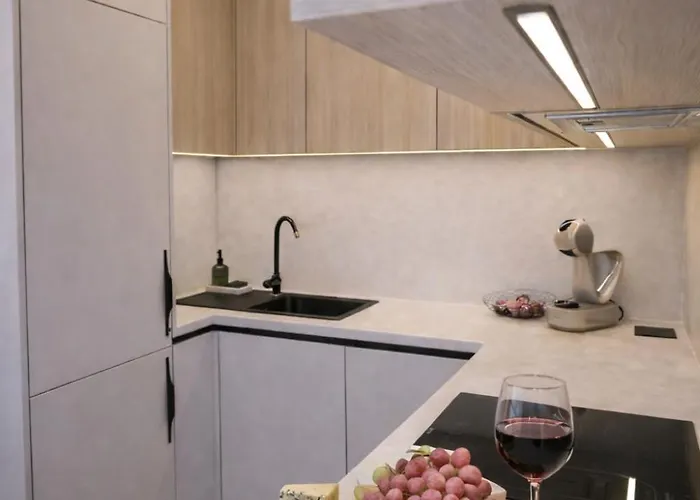 M&M Premium New Apartment In The Center - Free Parking Apartmán